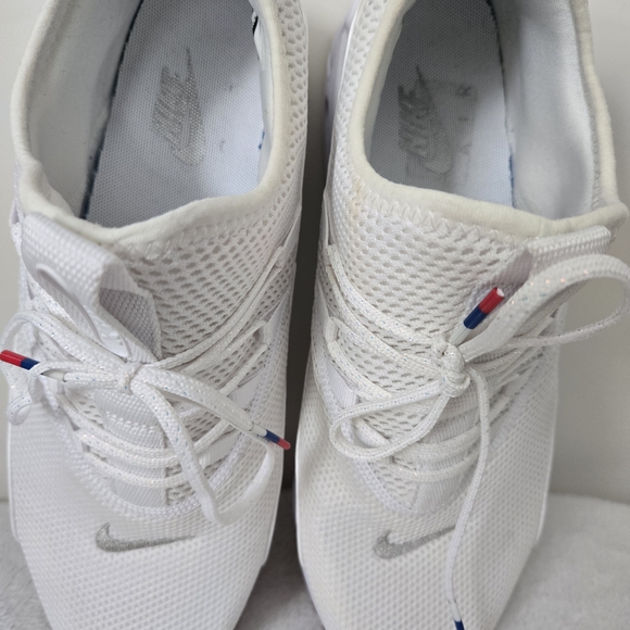 Nike Air Max 90 EZ Men's White/Metallic Silver Sneakers w/ Red & Blue Bottom - Picture 5 of 10